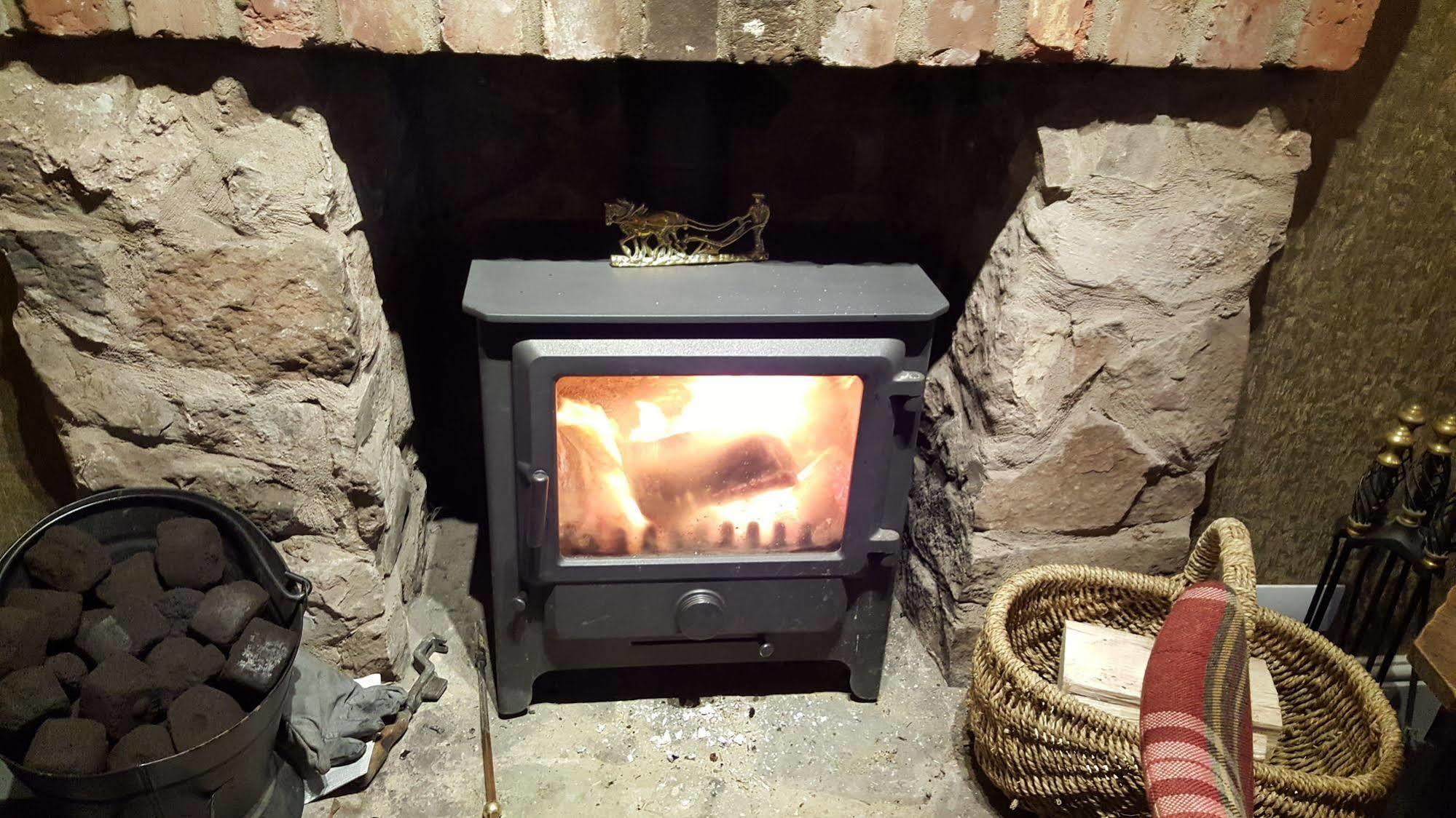The Plough Inn Little Dewchurch Bagian luar foto